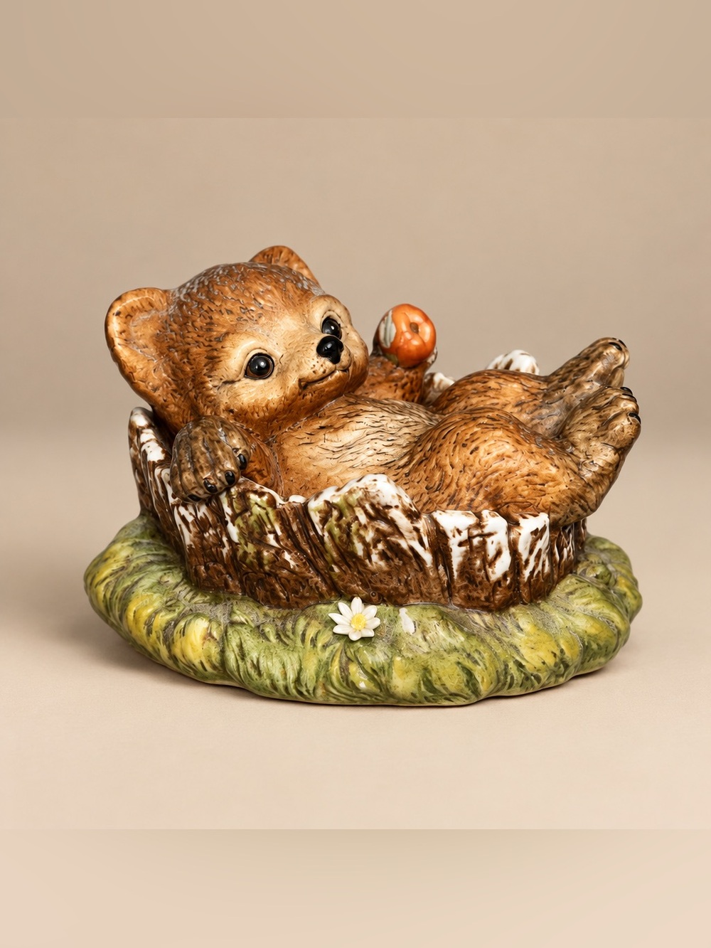 1986 Homco Masterpiece Porcelain Baby Bear Cub in Tree Stump Eating an Apple